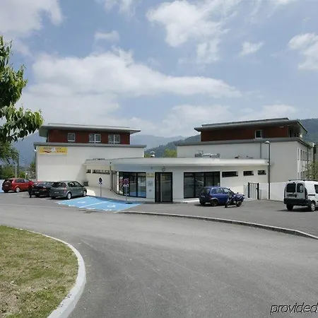 Hotel Zenitude Hôtel-résidences Les Hauts D'annecy Annecy