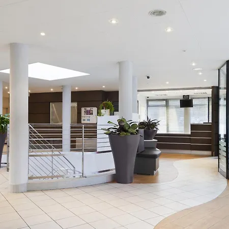 Zenitude Hôtel-résidences Les Hauts D'annecy Hotel 3*