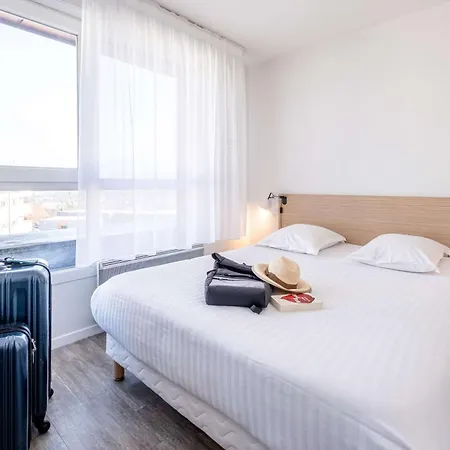 Hotel Zenitude Hôtel-résidences Les Hauts D'annecy 3*