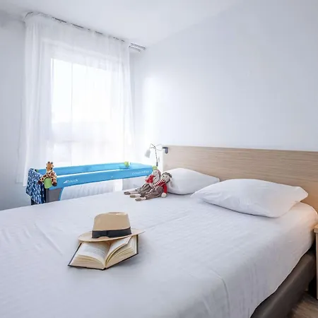 Hotel Zenitude Hôtel-résidences Les Hauts D'annecy Annecy