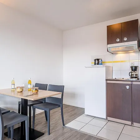Zenitude Hôtel-résidences Les Hauts D'annecy Hotel 3*