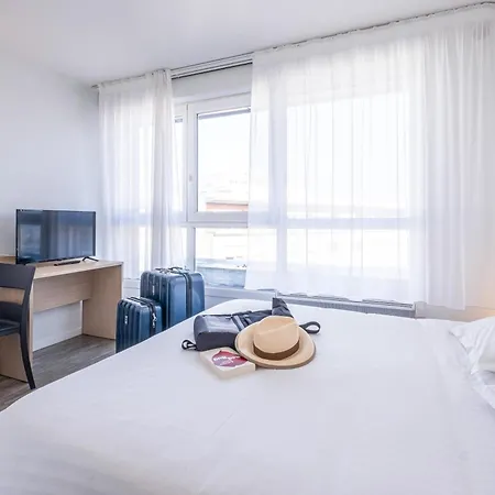 Hotel Zenitude Hôtel-résidences Les Hauts D'annecy Annecy