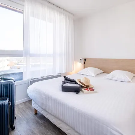 Hotel Zenitude Hôtel-résidences Les Hauts D'annecy 3*